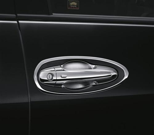 FORTUNER - Bộ ốp tay cửa mạ Crôm - 4 cửa (Có viền màu đen)