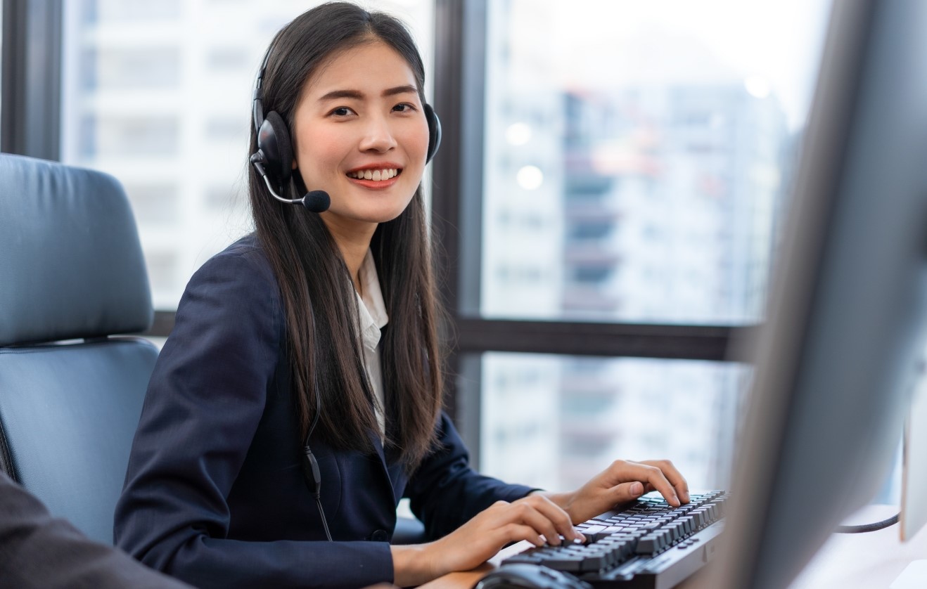 Liên hệ với chúng tôi